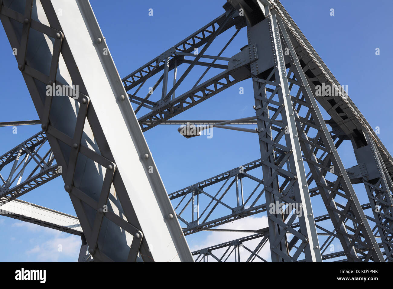 Steel truss bridge detail hi-res stock photography and images - Alamy