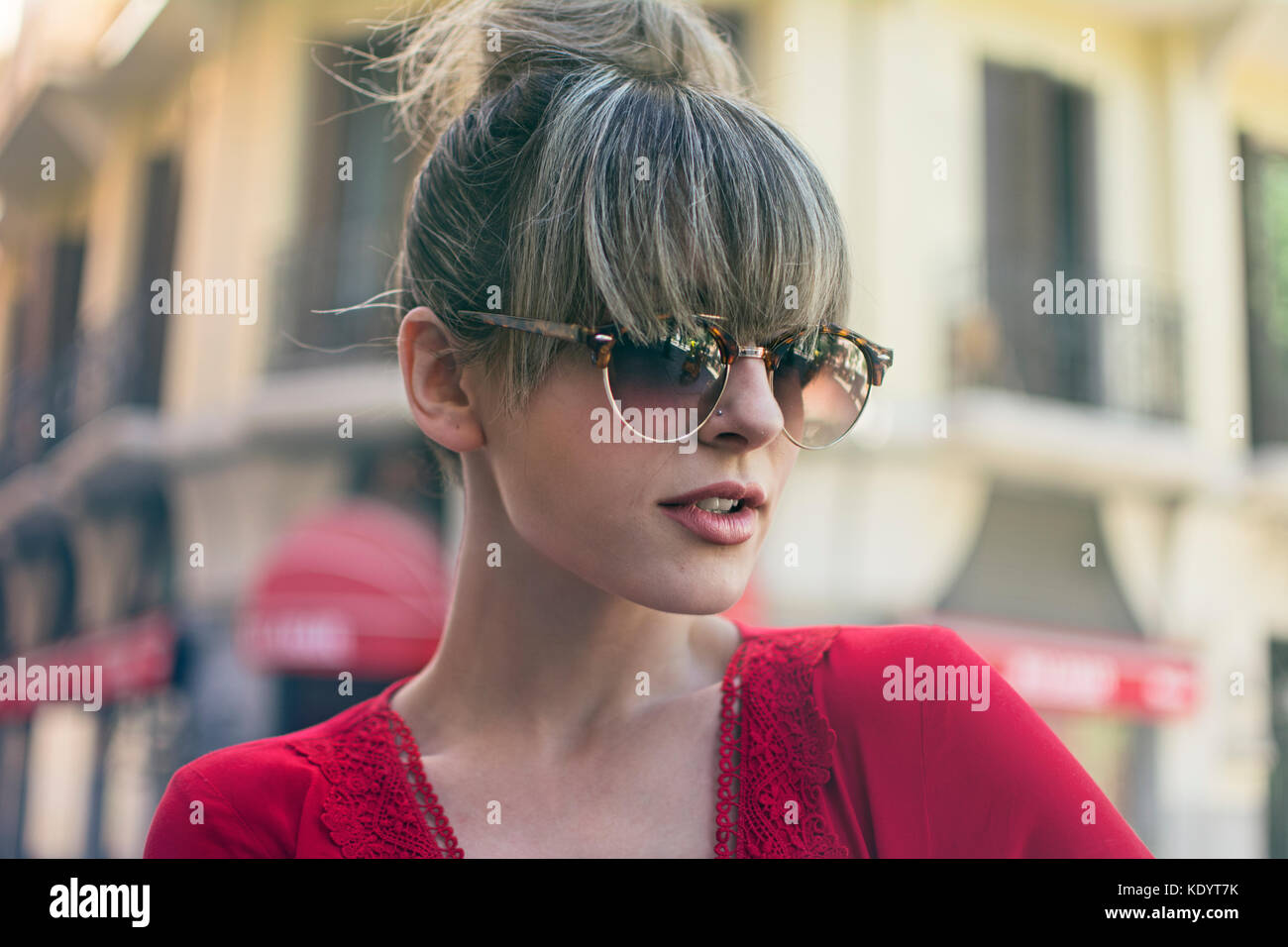 portrait fashion young woman in street Stock Photo - Alamy
