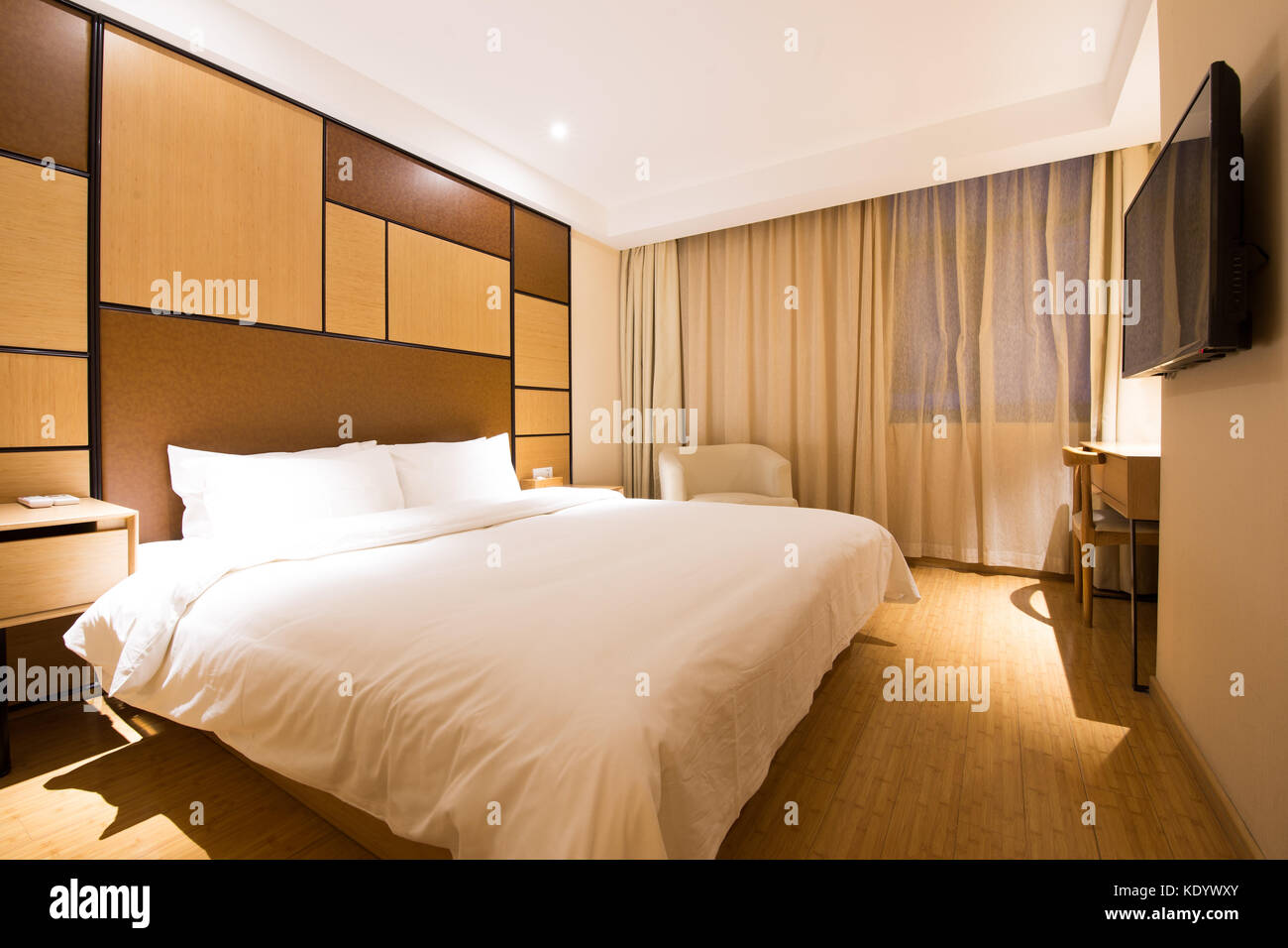 luxury modern japanese style bedroom Stock Photo Alamy