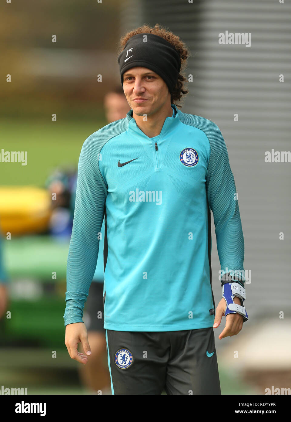 Chelsea's David Luiz during a training session at Chelsea FC Training Ground, Stoke D'Abernon. Stock Photo