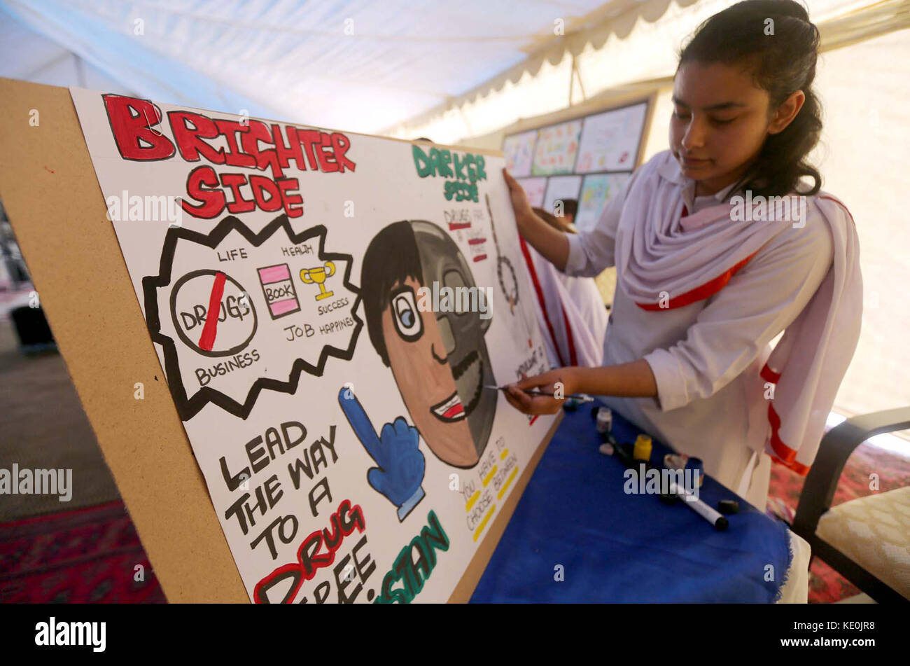 Students participate in Art competition during Art Posters Painting