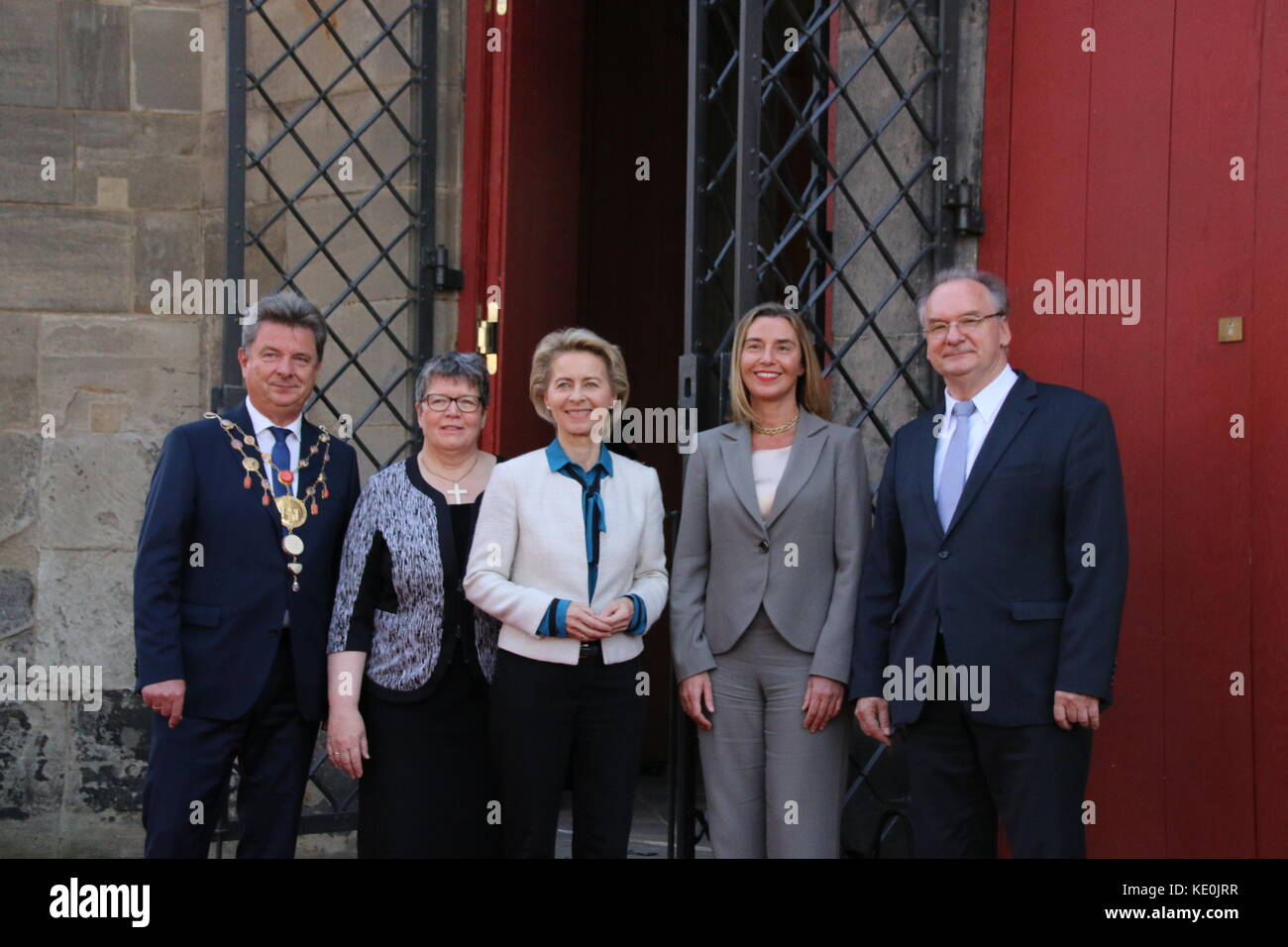 Magdeburg, Germany. 17th Oct, 2017. Federica Mogherini, Vice-President of the European Commission and the current High Representative of the European Union for Foreign Affairs and Security Policy, is honored with the Emperor Otto Prize in the cathedral of Magdeburg. Credit: Mattis Kaminer/Alamy Live News Stock Photo