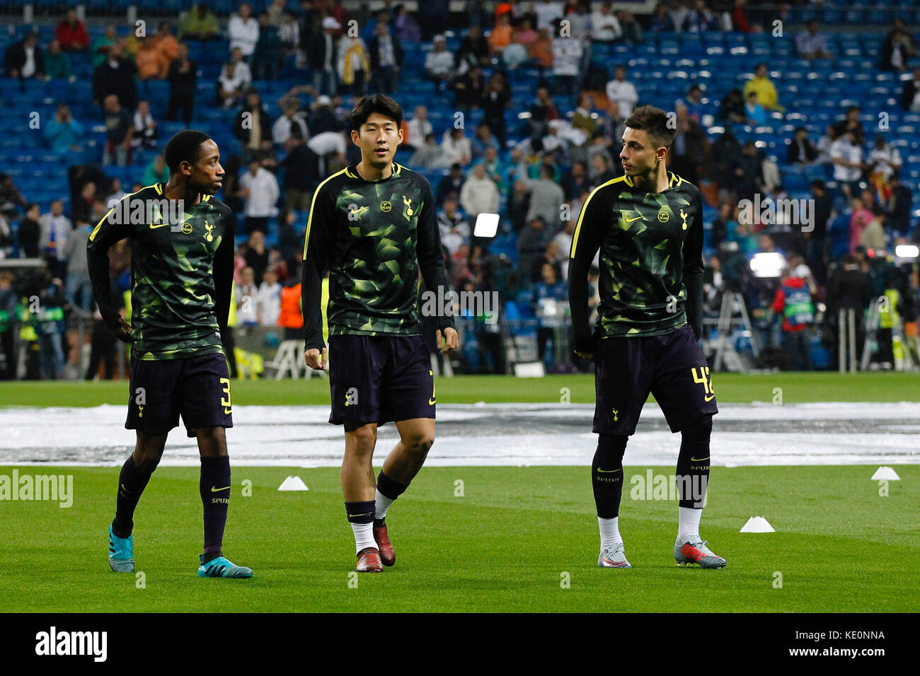 Madrid Spain 17th October 17 Son Heung Min 7 Tottenham Hotspur F C S Player Pre Match Warm Up Ucl Champions League Between Real Madrid Vs Tottenham Hotspur F C At The Santiago Bernabeu Stadium In Madrid Spain