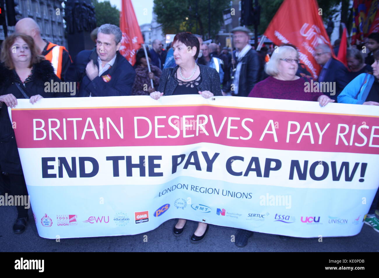 London, UK. 17th October 2017. The TUC holds a rally in Westminster to protest the 1% cap on payrises to government employees. Roland Ravenhill/Alamy Live News Stock Photo
