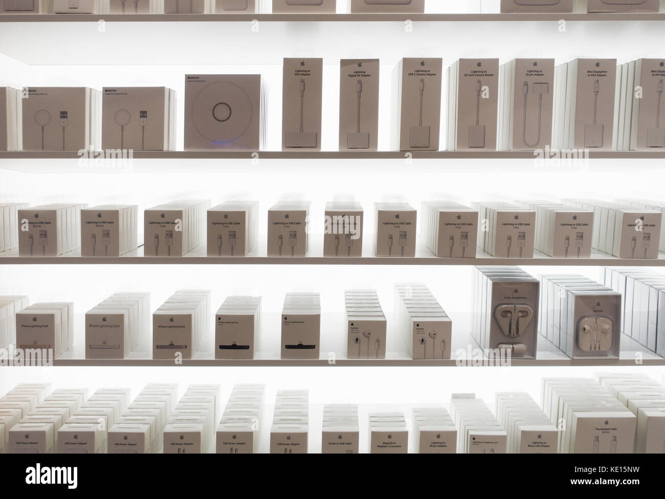 Apple store Williamsburg Brooklyn Stock Photo Alamy