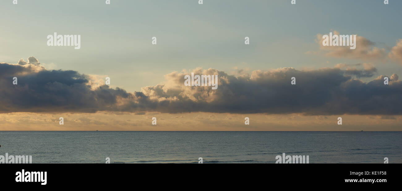 Cloudy sky sunrise panorama hi-res stock photography and images - Alamy