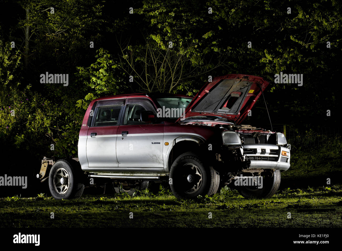 Broke Down Jeep Stock Photo Alamy