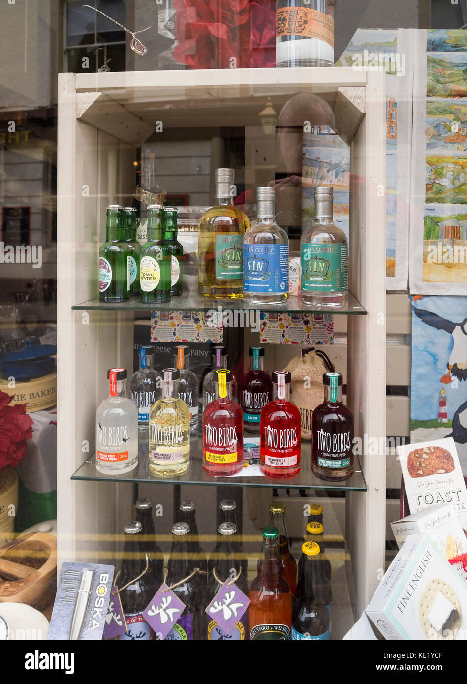 shop window display of drinks bottles Stock Photo Alamy