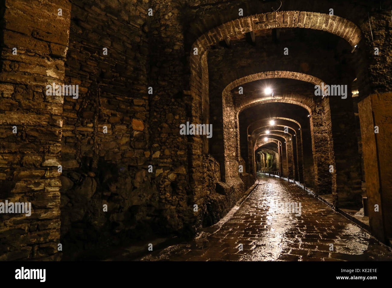 Guanajuato tunnels are a symbol of this historic city. Through these