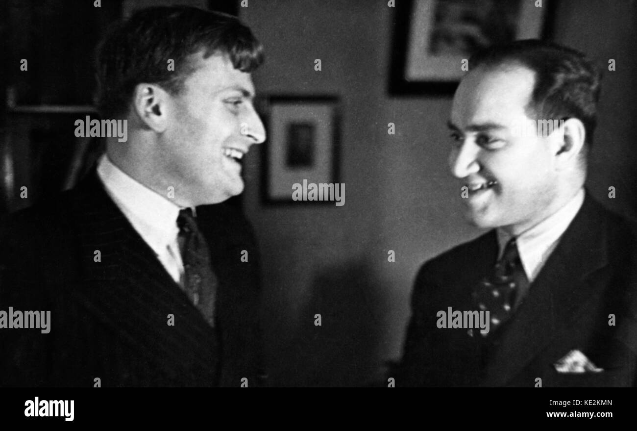 Yehudi Menuhin and David Oistrakh - portrait of the American born British violinist and conductor and the Russian violinist in Moscow, 1945. YH: 22 April 1916 - 12 March 1999. DO:30 September 1908 - 24 October 1974. Stock Photo