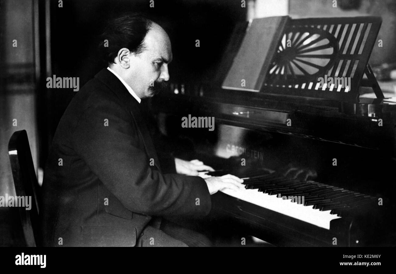 Eugen Francis Charles d' Albert playing the piano. Pianist and composer of  Scottish birth who lived primarily in Germany. 10 April 1864 – 3 March 1932  Stock Photo - Alamy
