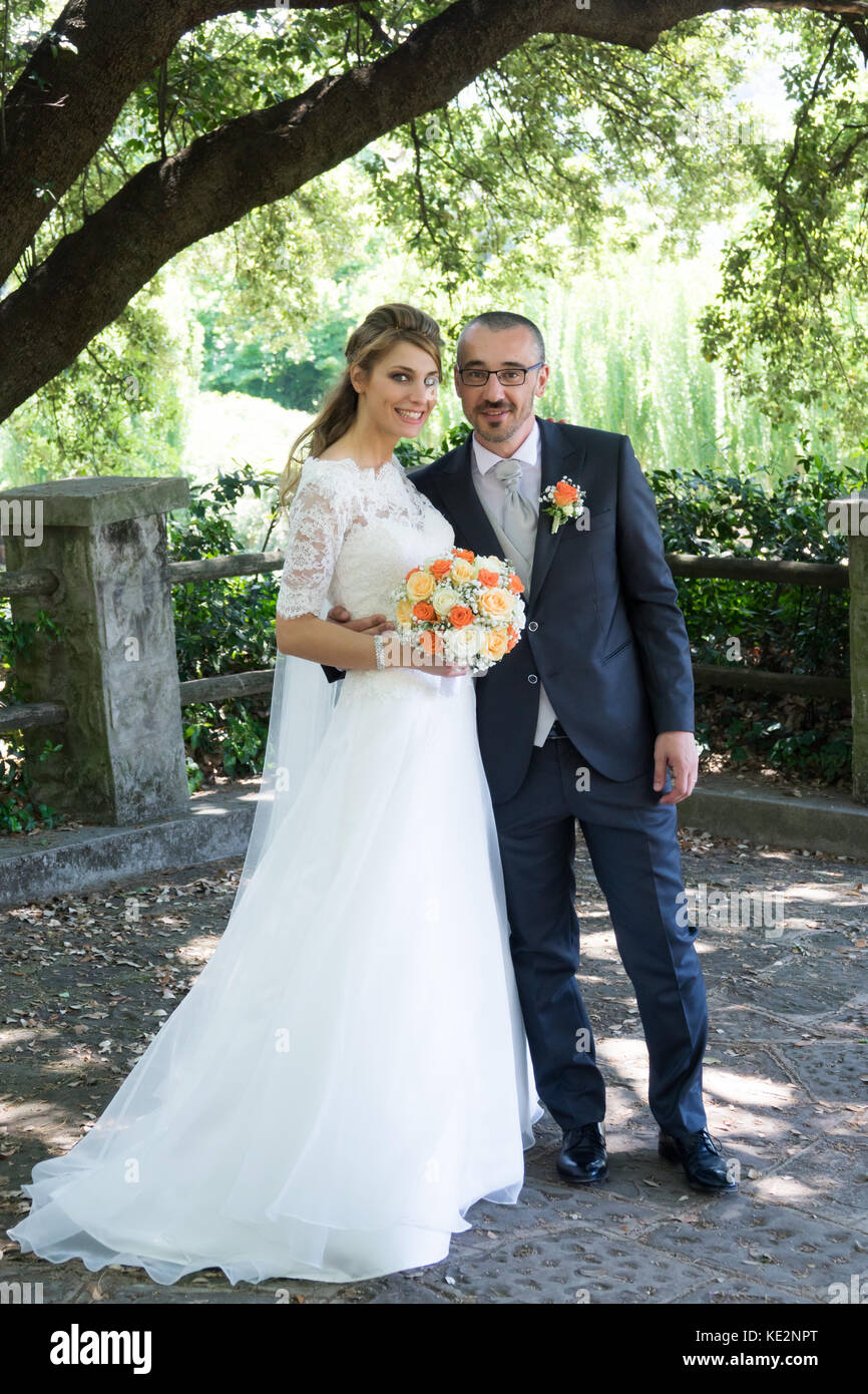 daytime wedding dress bride