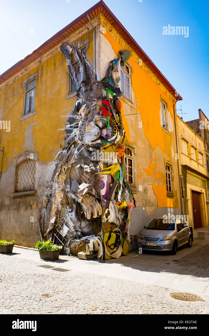 Rabbit Sculpture Porto Stock Photo Alamy