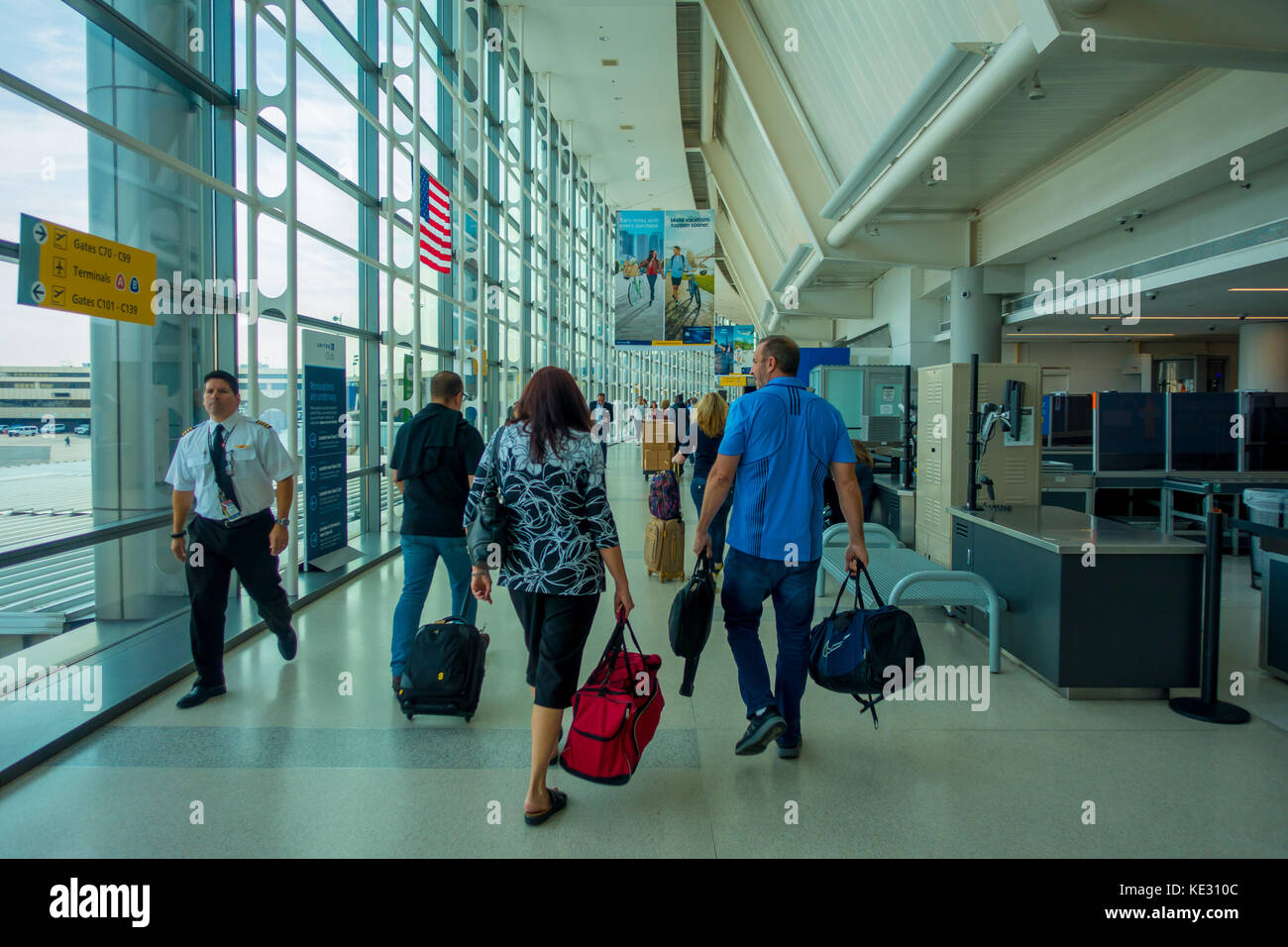 NEWARK, NJ OCTOBER 16, 2017 Unidentified people walking at Newark