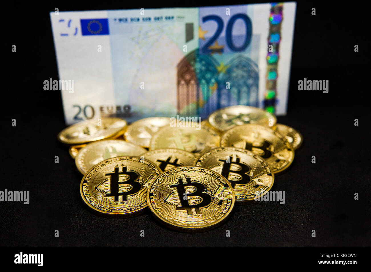 20 euro note hi-res stock photography and images - Page 3 - Alamy