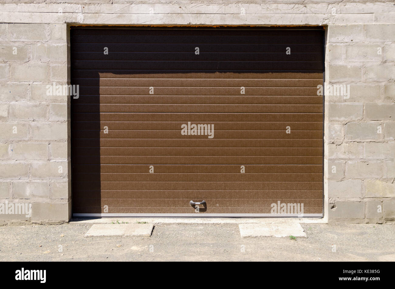 Horizontal roller door metal roller hires stock photography and images