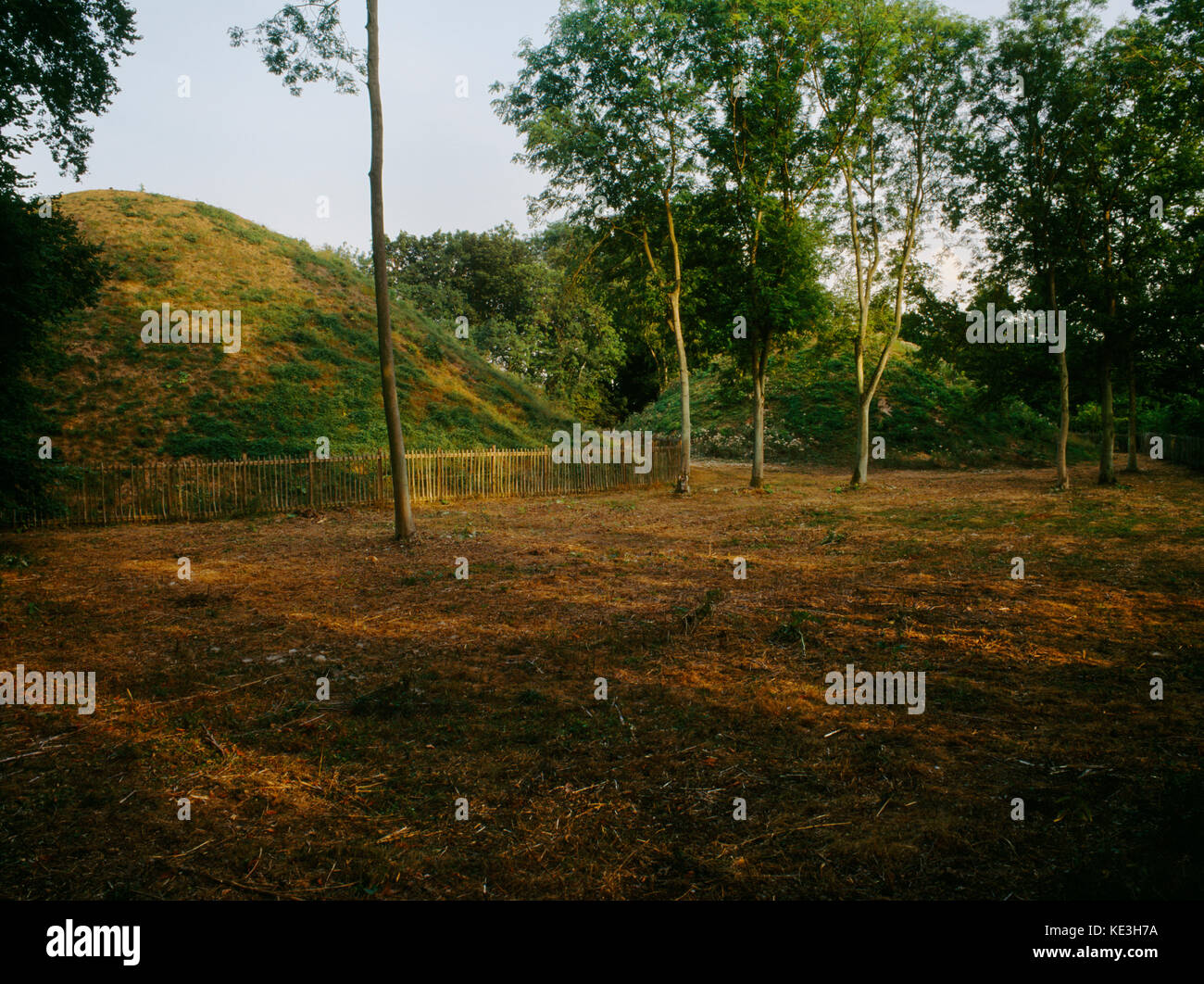 Bartlow Hills, Cambridgeshire, UK: Mound III (L) & Mound IV (R) of seven (four remain) late C1st/early C2ndAD burial mounds containing imported high s Stock Photo