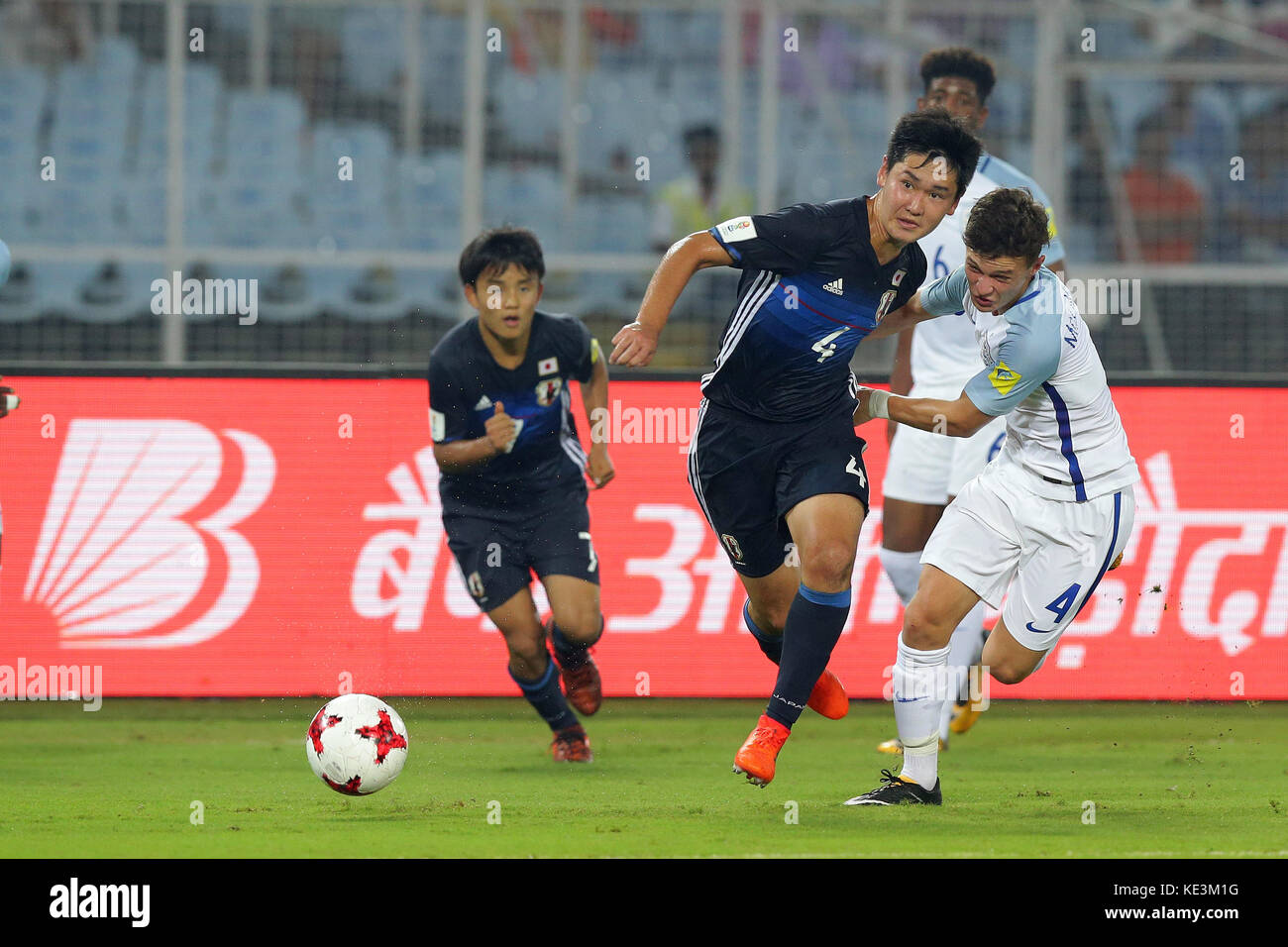 Kolkata, India. 17th Oct, 2017. (R-L) George McEachran (ENG), Rei ...