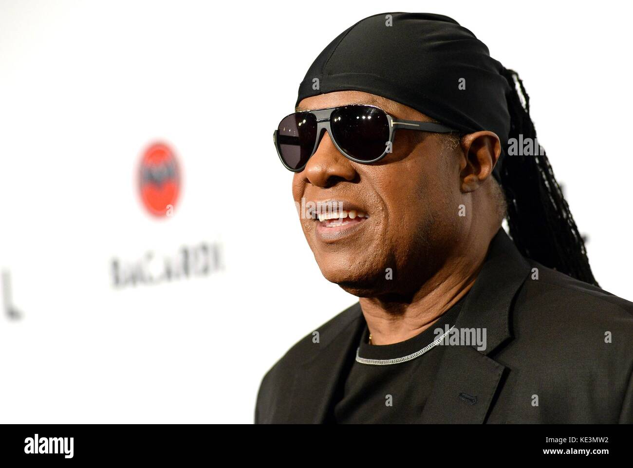 Brooklyn Ny Usa 17th Oct 2017 Stevie Wonder On Stage For Tidal Stock Photo Alamy