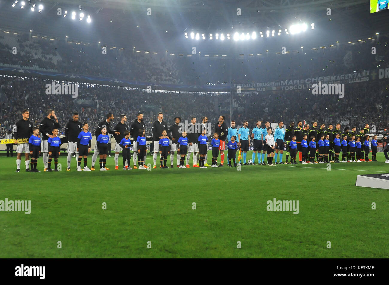 Turin, Italy. 18th Oct, 2017. during the UEFA Champions League football match between Juventus FC and Sporting Lisbona at Allianz Stadium on 18 October, 2017 in Turin, Italy. Credit: FABIO PETROSINO/Alamy Live News Stock Photo