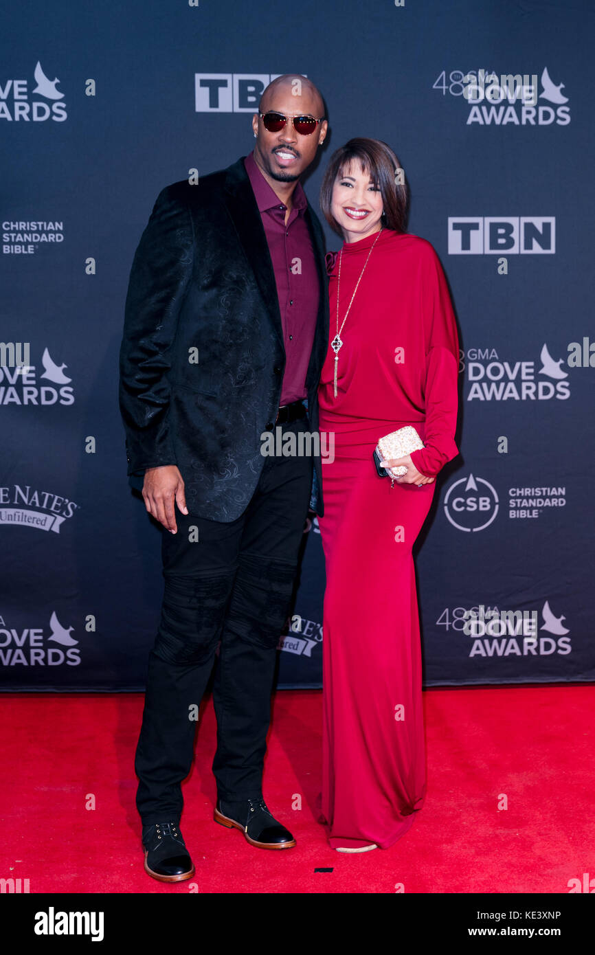 Nashville, Tennessee, USA. 17th Oct, 2017. Montell Jordan and his wife  Kristin on the red carpet at the 48th GMA Dove Awards held at Lipscomb  University's Allen Arena in Nashville. Credit: Jason