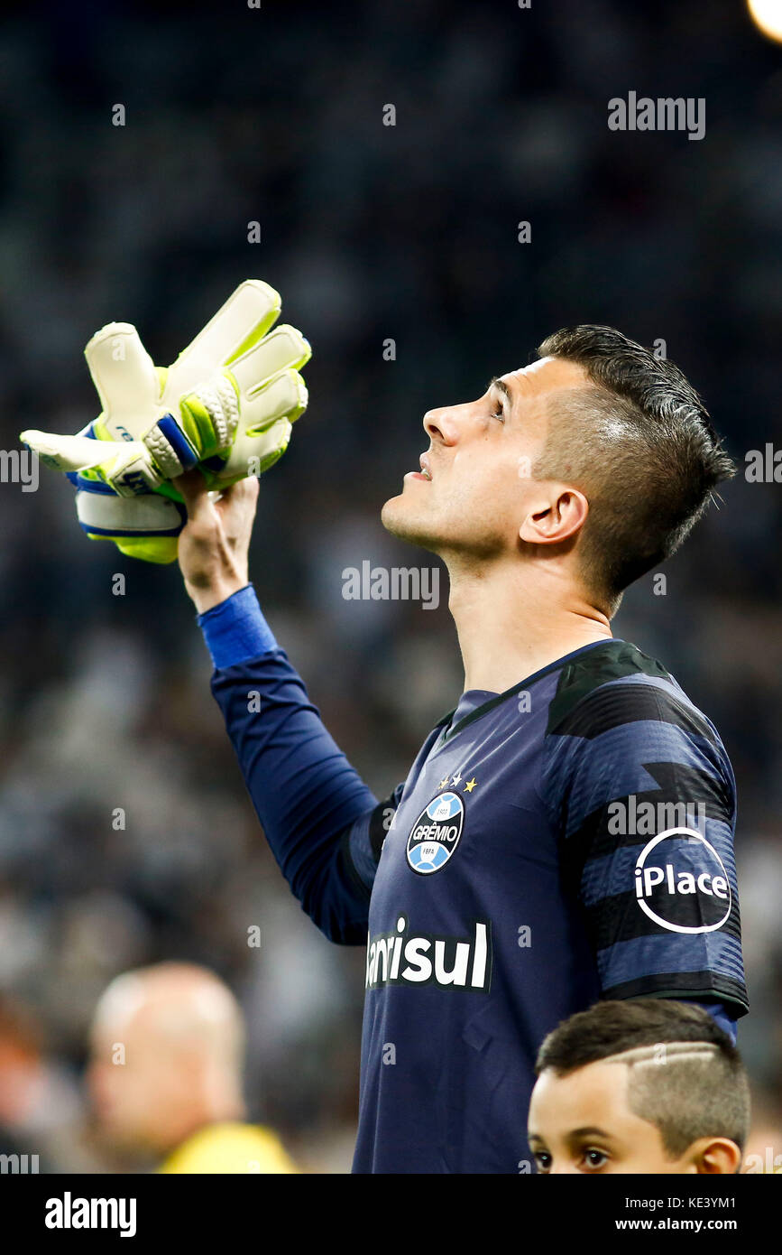 SÃO PAULO, SP - 18.10.2017: CORINTHIANS X GRÊMIO - Marcelo Grohe during a match between Corinthians and Grêmio, valid for the 29th round of the Brazilian Championship, held at the Corinthians Arena in the eastern district of Itaquera, on the night of this Wednesday (18). (Photo: Marco Galvão/Fotoarena) Stock Photo