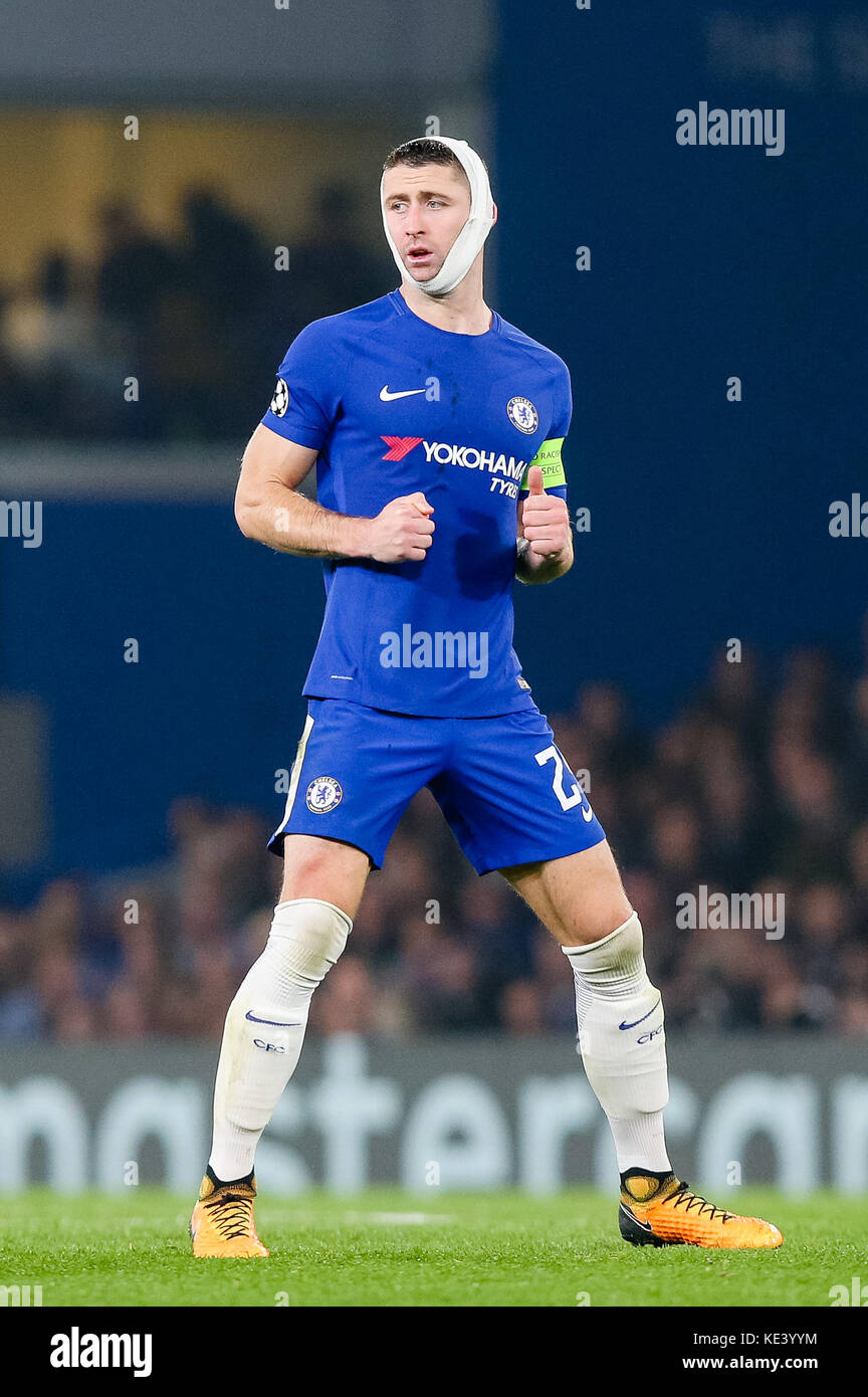 London, UK. 18th Oct, 2017. Gary Cahill (Chelsea) Football/Soccer : Gary Cahill of Chelsea plays with a head bandage after suffering a knock during the UEFA Champions League Group Stage match between Chelsea and AS Roma at Stamford Bridge in London, England . Credit: AFLO/Alamy Live News Stock Photo