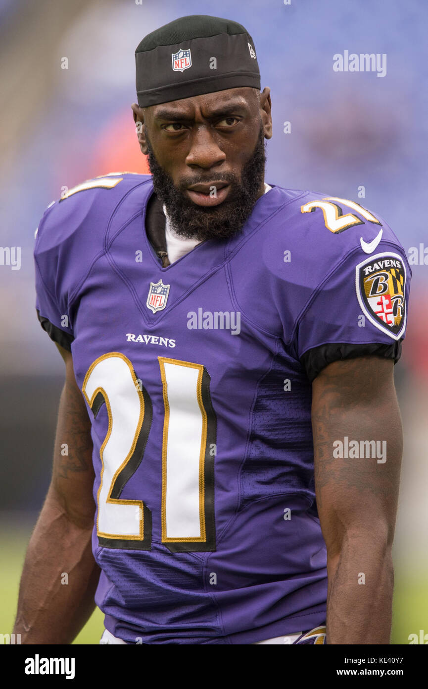 Baltimore, Maryland, USA. 15th Oct, 2017. LARDARIUS WEBB (21) warms up before the game held at M & T Bank Stadium, Baltimore, Maryland. Credit: Amy Sanderson/ZUMA Wire/Alamy Live News Stock Photo