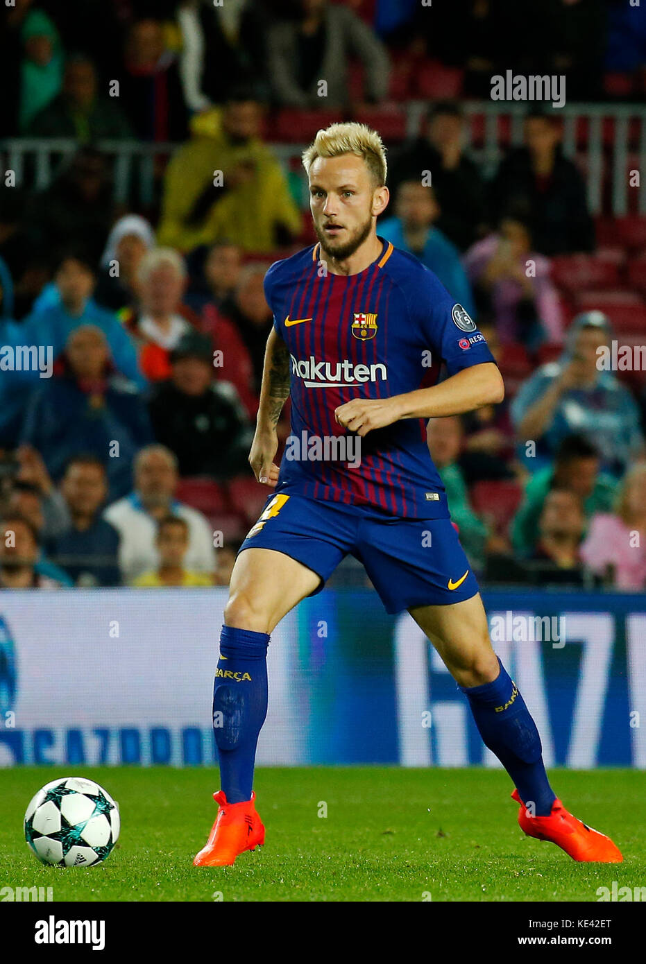 Barcelona, Spain. 18th Oct, 2017. Ivan Rakitic during the match between FC  Barcelona v Olympiakos, corresponding to the Champions League, on october 18,  2017. Credit: Gtres Información más Comuniación on line, S.L./Alamy