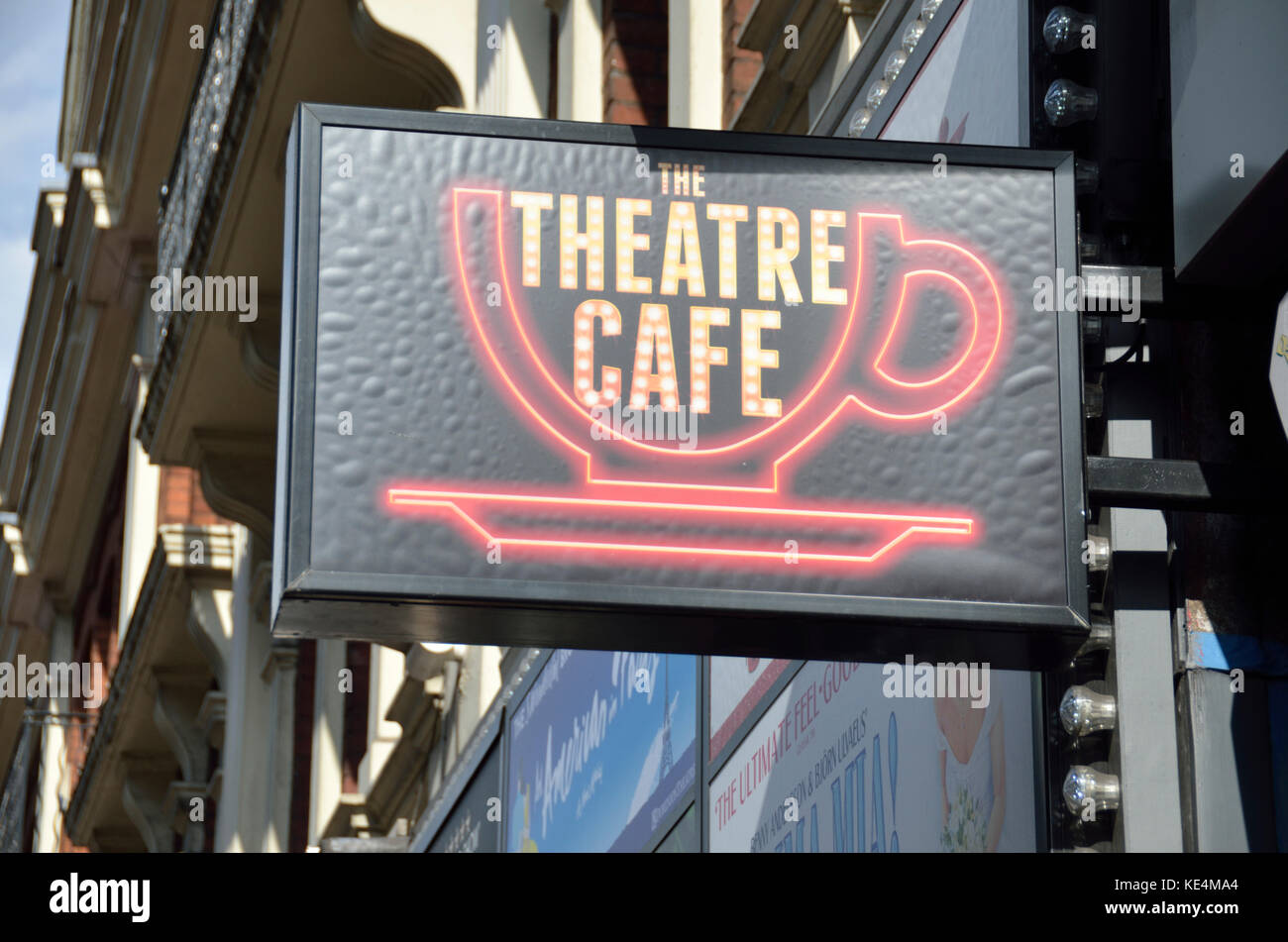 Cafe theatre hires stock photography and images Alamy