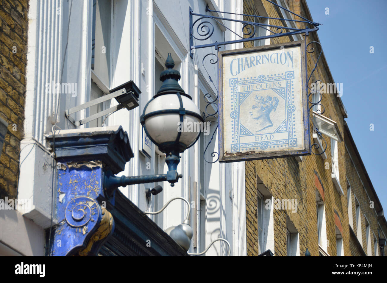 The Queen’s Head Pub in Acton Street, King's Cross, London, UK Stock