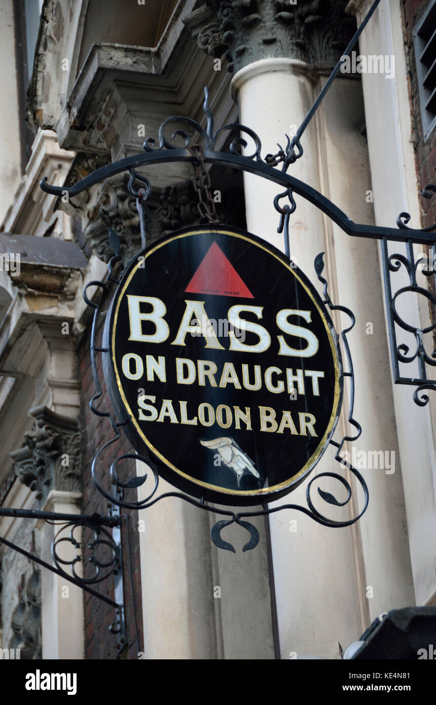 Bass beer hi-res stock photography and images - Alamy