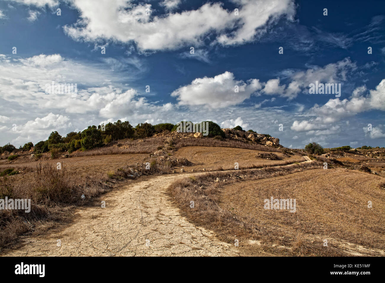 Beautiful skies over countryside view in Malta during late autumn Stock ...