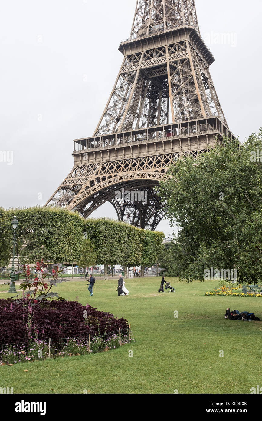 A view of the Eiffel Tower from the champs de mars in Paris, France Stock Photo