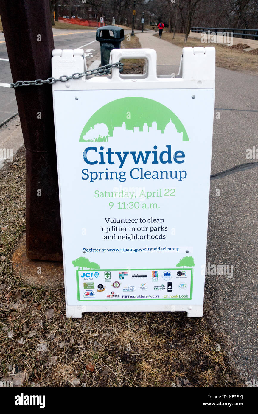 A-frame sandwich board advertising Citywide Spring Cleanup and requesting registration for the volunteers. St Paul Minnesota MN USA Stock Photo
