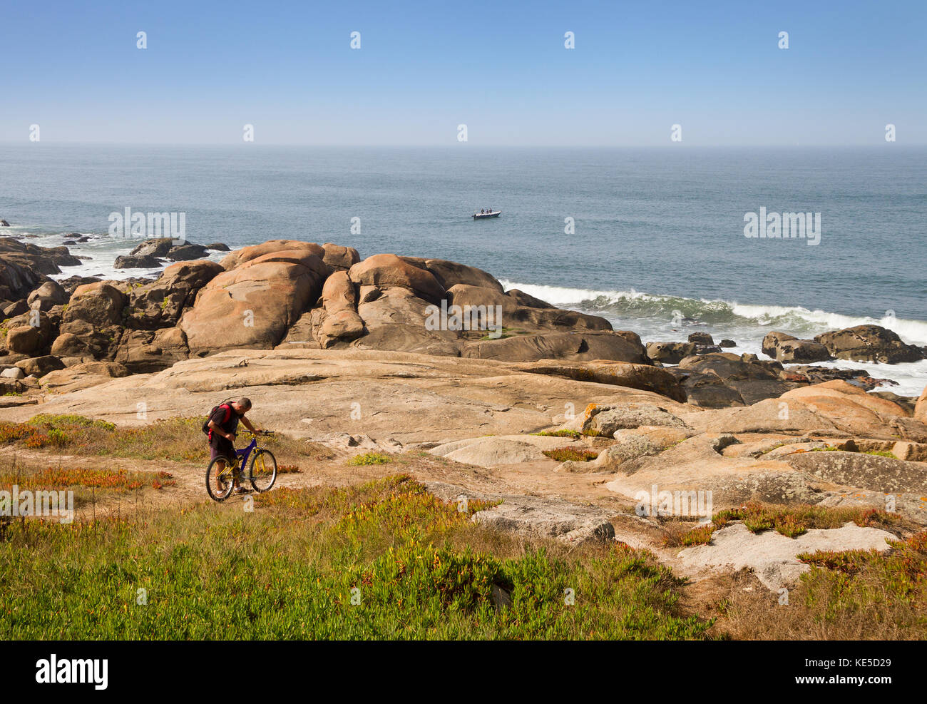 View of the rocky coast of the Atlantic Ocean Stock Photo - Alamy