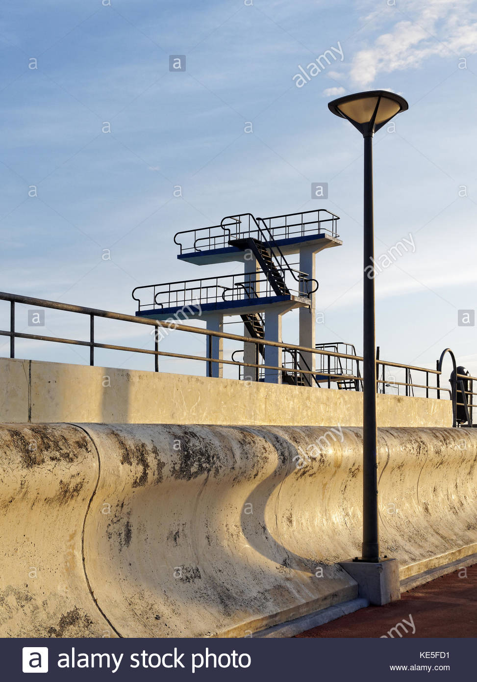 Diving Boards High Resolution Stock Photography and Images Alamy