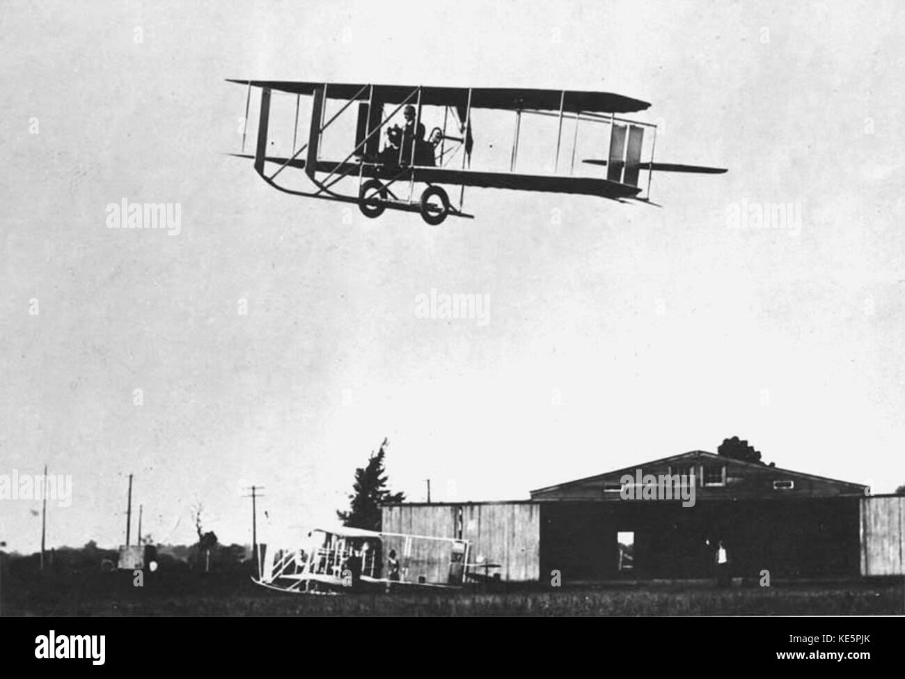 Wright Simms Rudoni Wright Model E, quarter view inflight, Simms Station near Dayton, Ohio ...
