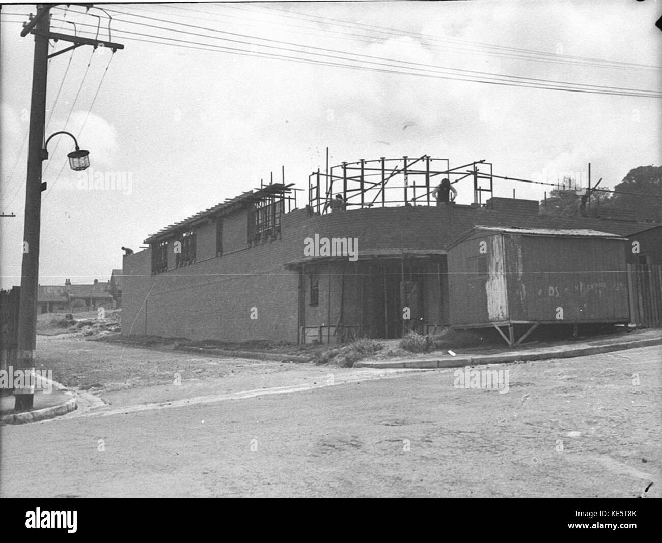 25520 Progress Cahills Building Stock Photo Alamy