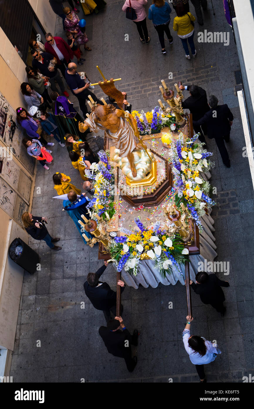 The statues and thrones of Jesus and Mary being taken away after Easter