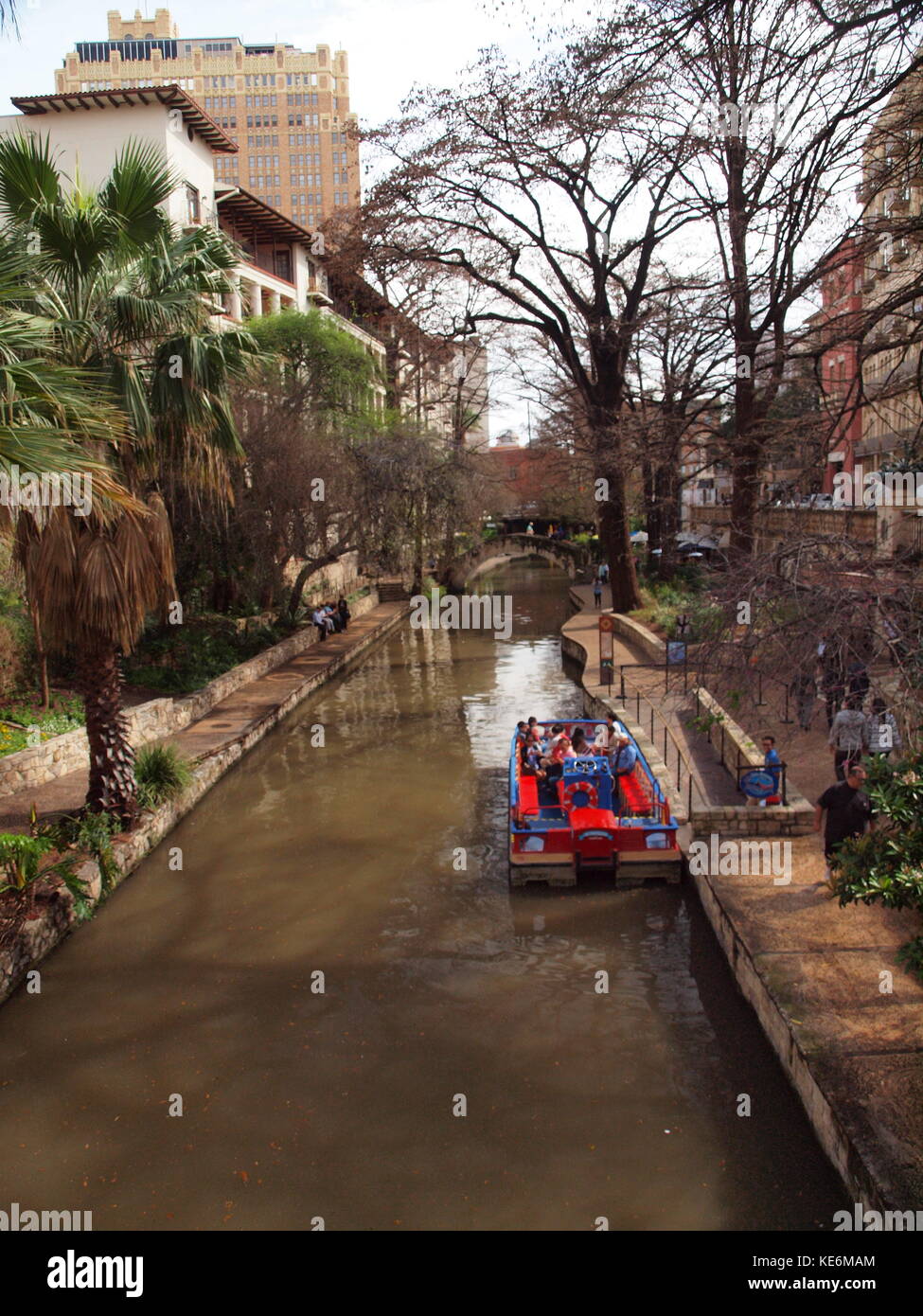 Taxi San Antonio >> Water Taxi Along Riverwalk In San Antonio Texas 2017 Stock Taxi San Antonio >> Water Taxi Along Riverwalk In San Antonio Texas 2017 Stock