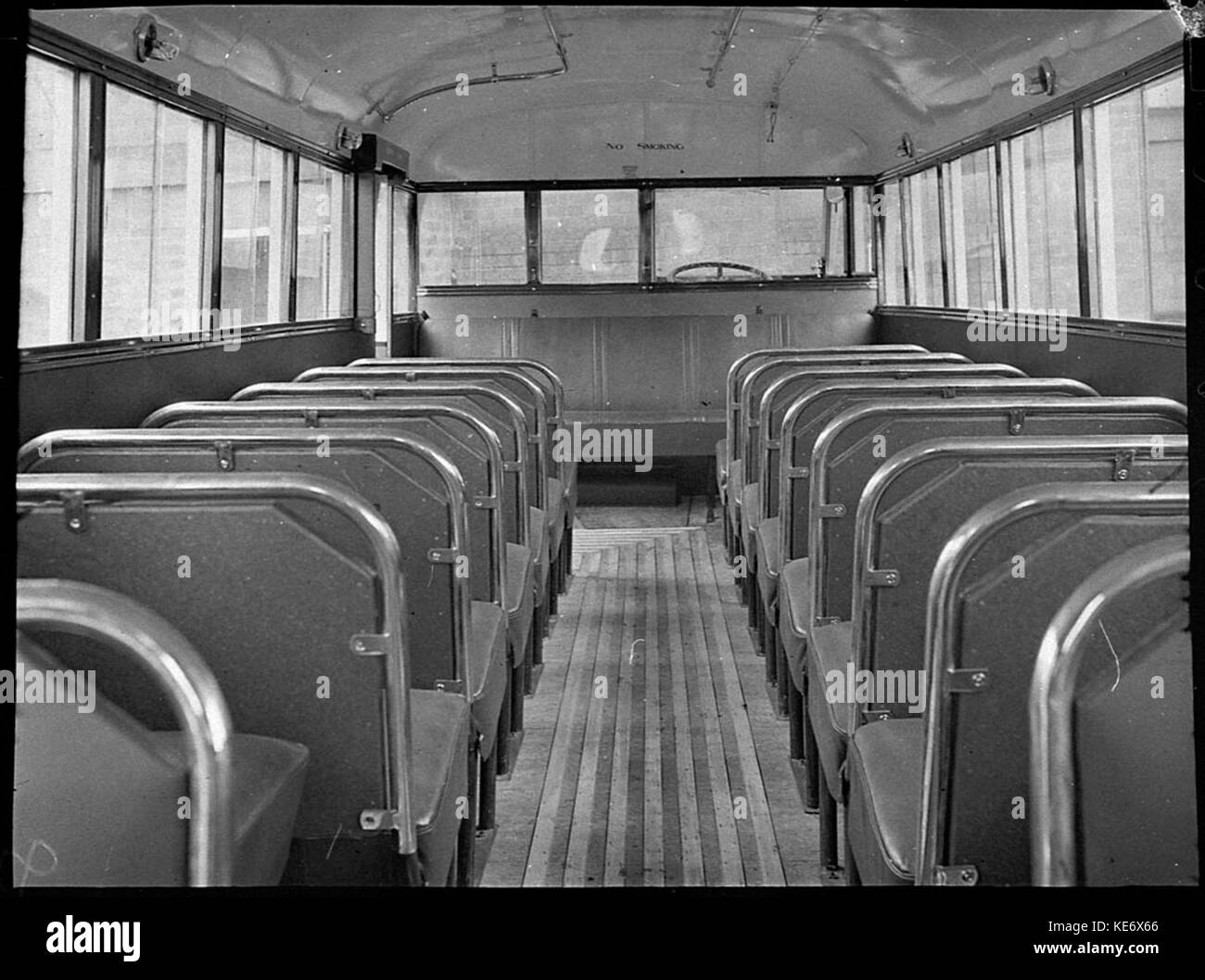 Aec bus hi-res stock photography and images - Alamy