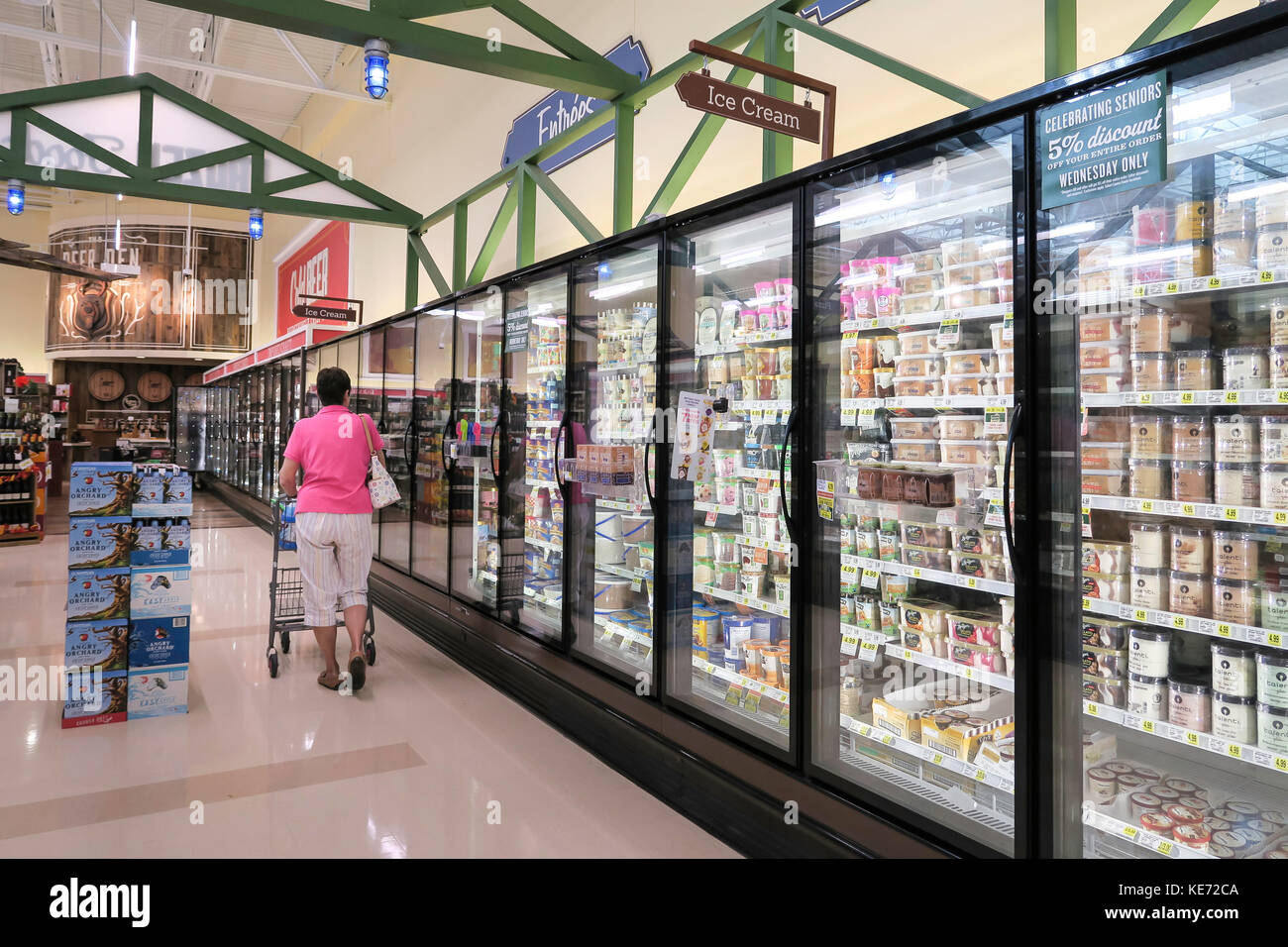 Lowes Foods Market, Pawleys Island, South Carolina, USA Stock Photo Alamy