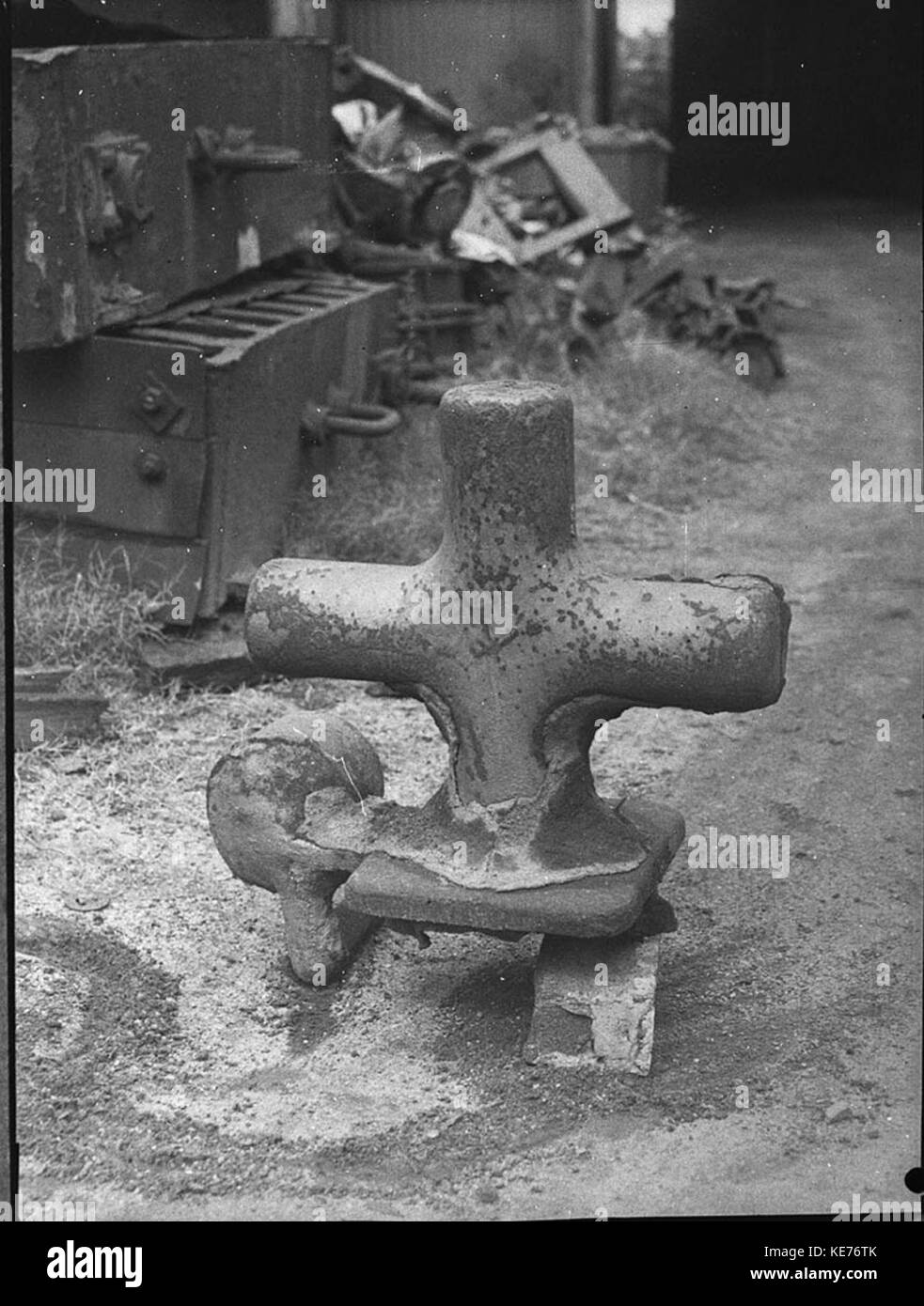 Ships bollard hi-res stock photography and images - Alamy