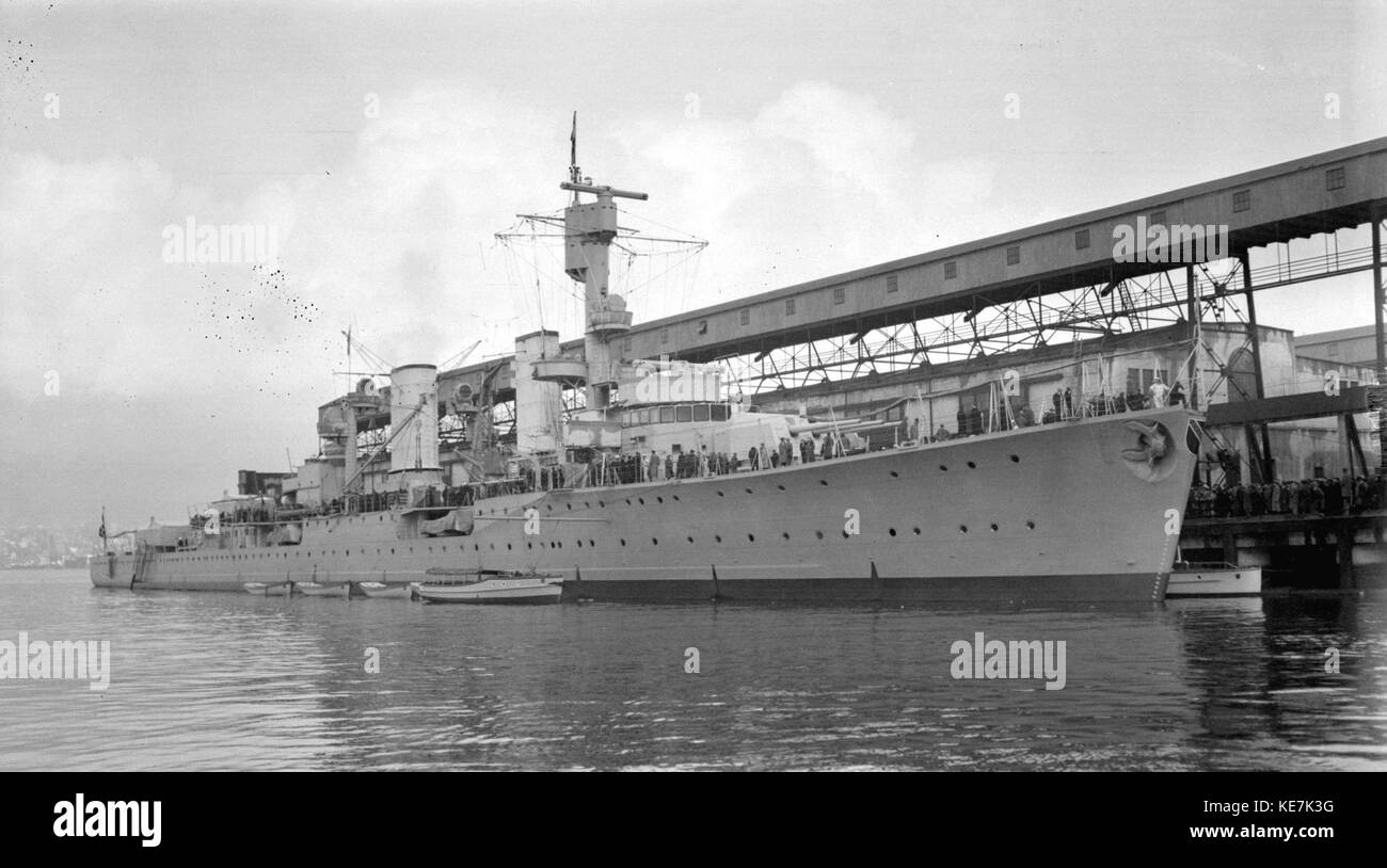 Karlsruhe cruiser 1935 Vancouver Stock Photo Alamy