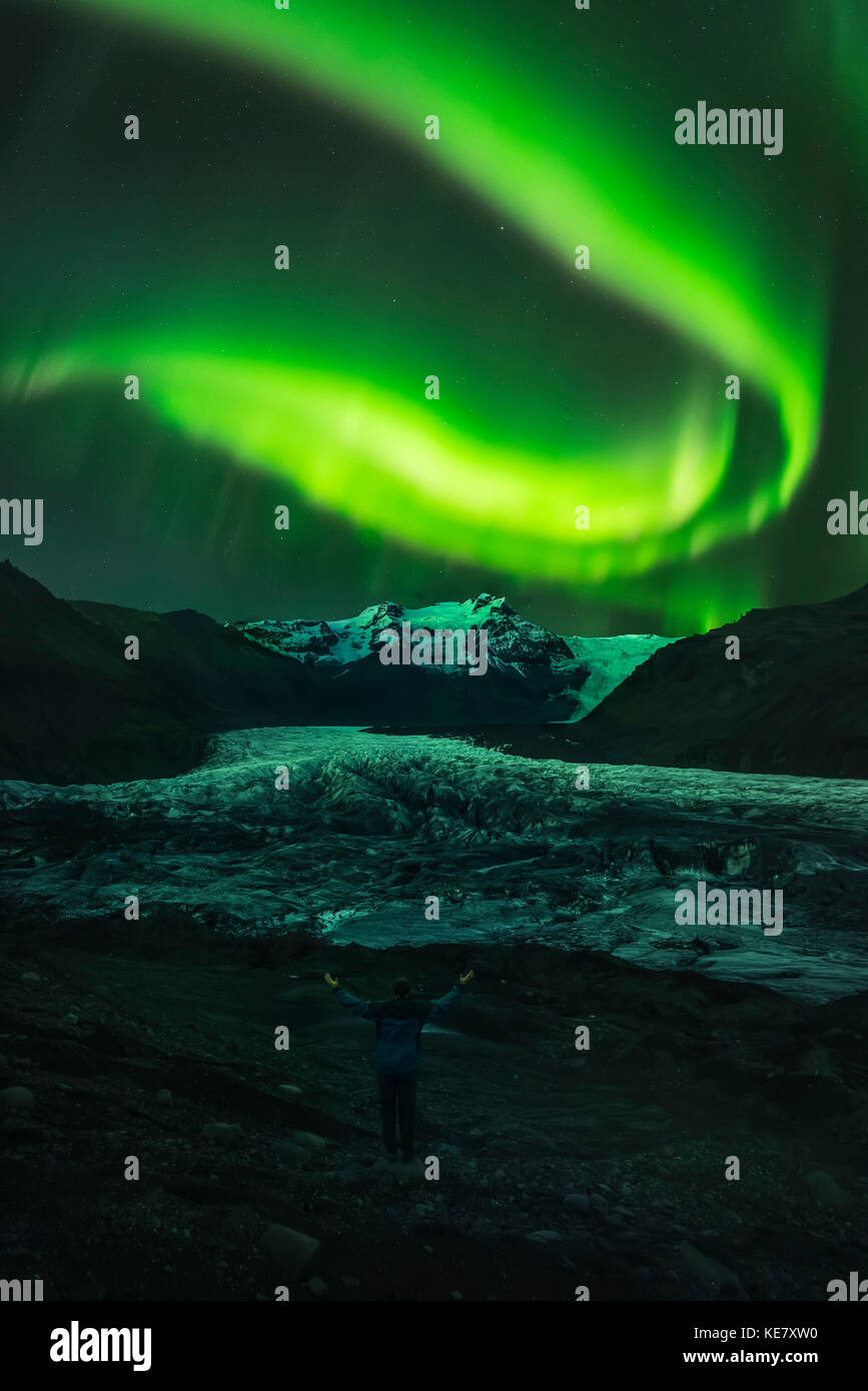 Man backlit night hi-res stock photography and images - Alamy