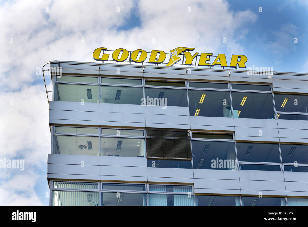 PRAGUE, CZECH REPUBLIC - OCTOBER 14: The Goodyear Tire and Rubber Company  logo on headquarters building on October 14, 2017 in Prague, Czech republic  Stock Photo - Alamy