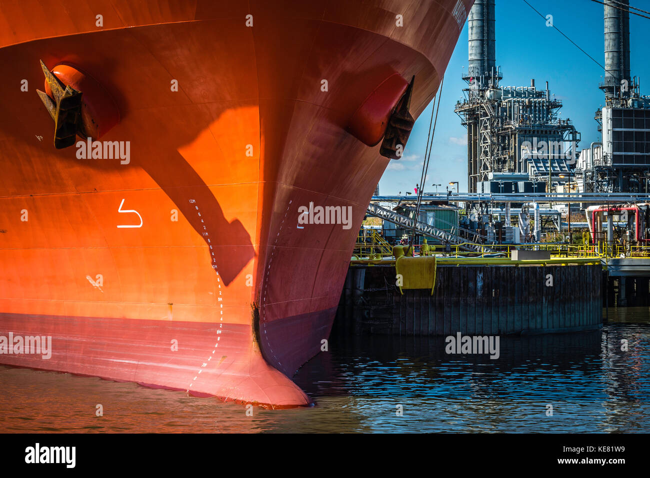 Marcus Hook, NJ, industrial refinery construction Stock Photo Alamy