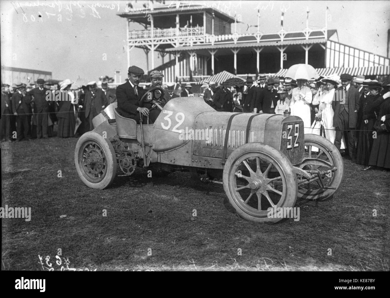 Henry Farman in his Panhard Levassor at the 1908 French Grand Prix at ...