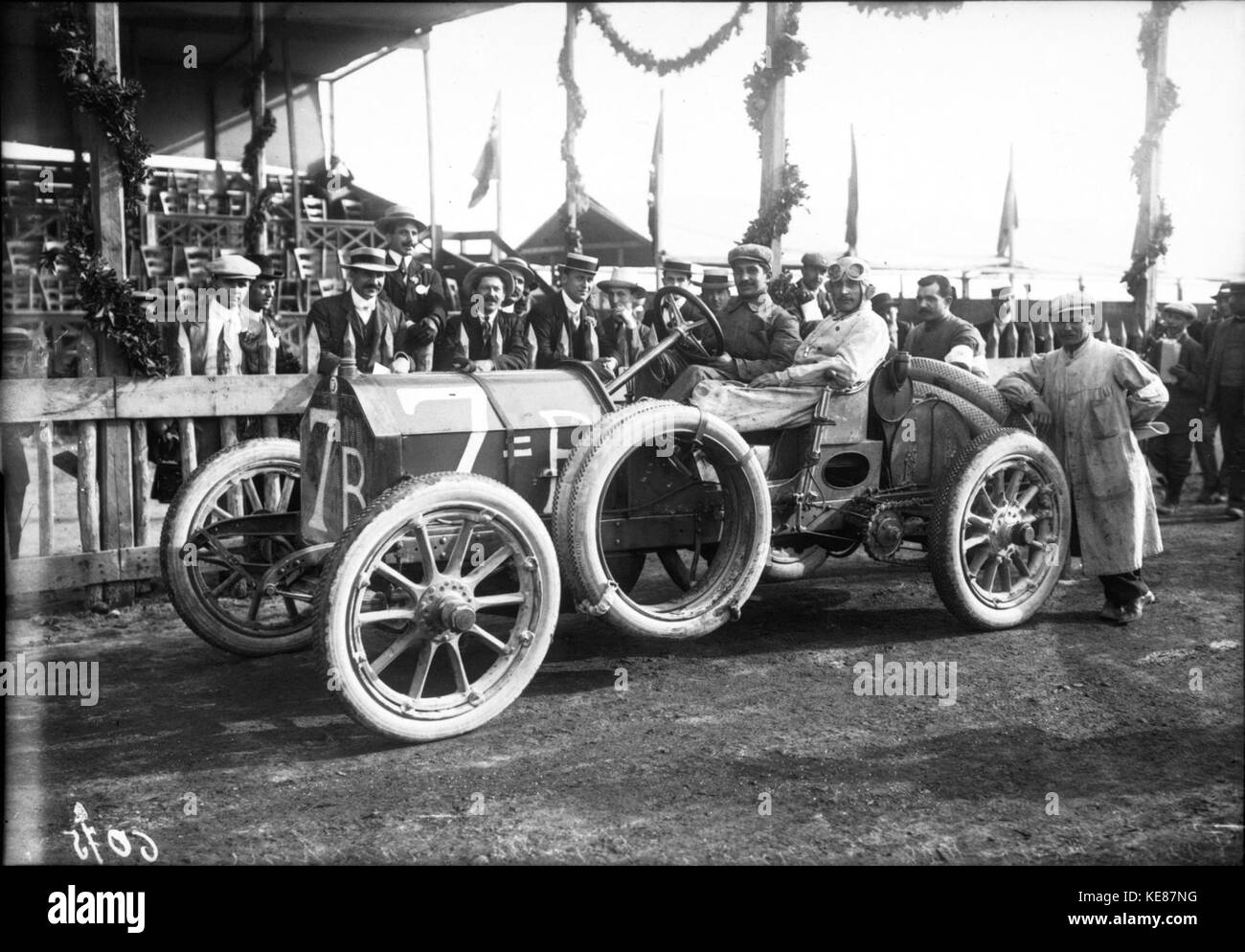 Ferdinando Minoia in his Isotta Fraschini at the 1908 Targa Florio